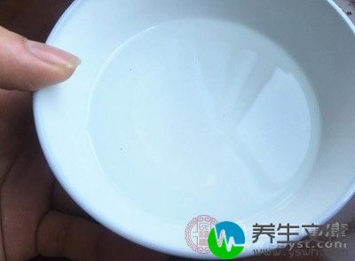 误食感染的食物或者水