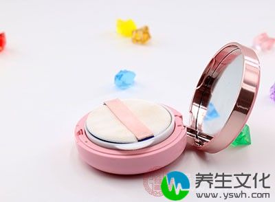 平日使用的护肤品或者化妆品不适合肤质