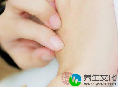 病毒性皮肤病：常见的有水痘、扁平疣及疱疹