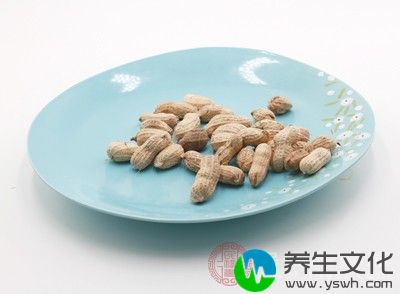 红枣100g，花生米100g