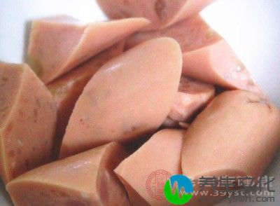 现成的火腿肠、粽子等食物