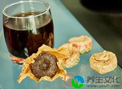 在绿茶和白茶作为健康饮品被广泛熟知