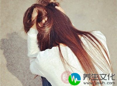 我们都受环境的制约，但内心是完全自由的