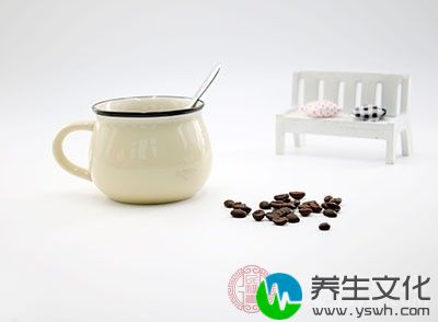 刺激性强的食物如辣椒、姜、过量酒精、咖啡、可乐及浓茶等