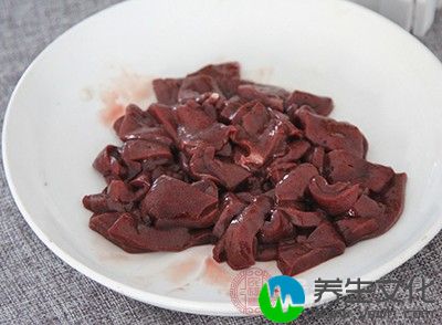 肝脏富含各种营养素，是预防缺铁性贫血的首选食品