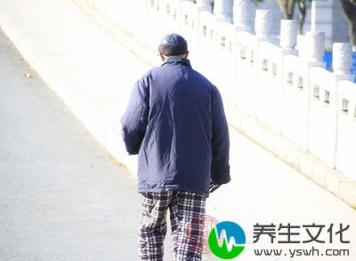 适量运动有助于延缓骨丢失，从而预防骨质疏松