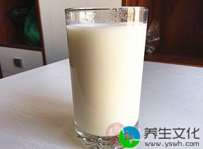 牛奶经乳酸杆菌发酵后变成酸奶