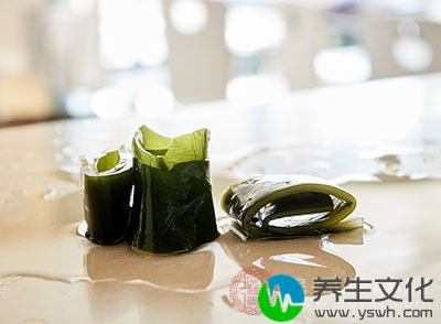 凉拌海带丝、排骨黄豆炖海带等