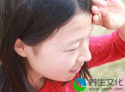 除发热外，可见失水、酸中毒