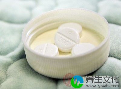 服用肝素、双香豆素等抗凝血药物时不宜食