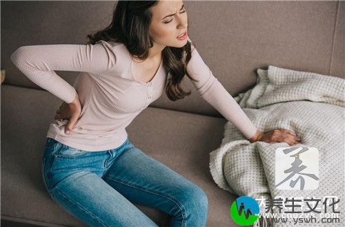 女人腰后边两边疼