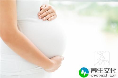 怀孕乳房有小疙瘩图片